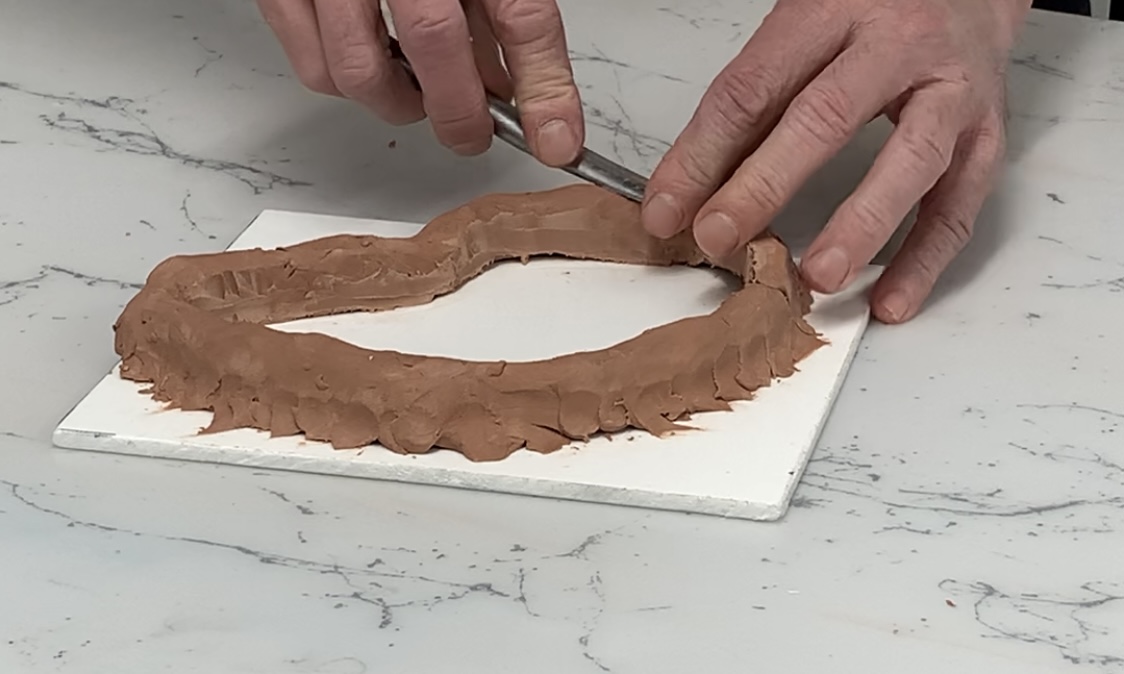 Moulding & casting a flat object
