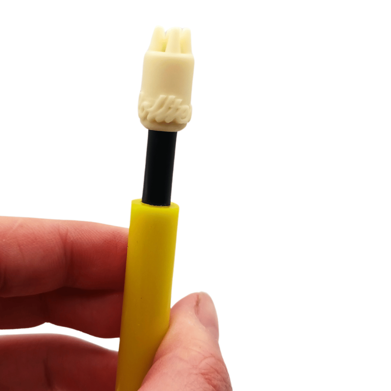 rolltex-stix-enlarged-pores